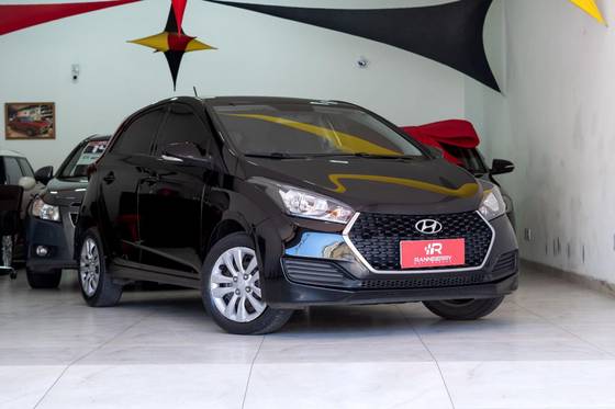 HYUNDAI HB20 1.6 COMFORT PLUS 16V FLEX 4P AUTOMÁTICO